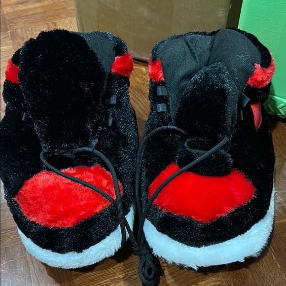 Air Jordon Plush Jumbo Slippers - Picture 1 of 4